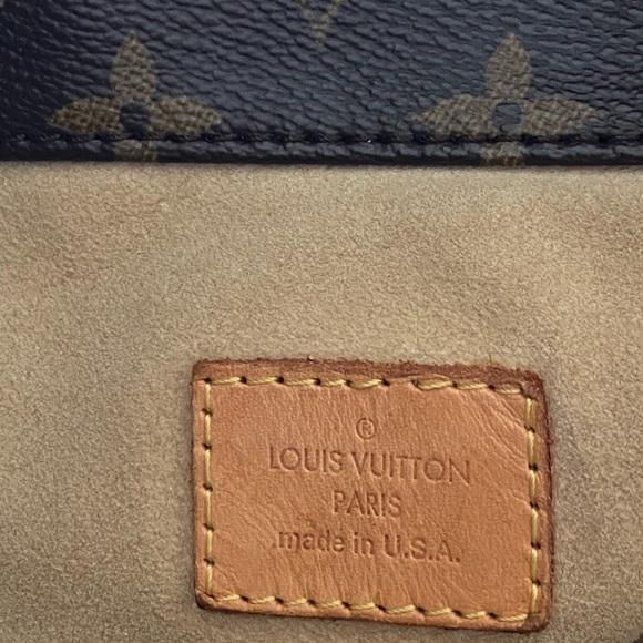 Louis Vuitton Bag - Picture 14 of 17